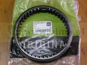 PRZESUWKA MUFA REWERSU RENAULT CLAAS 6005002650