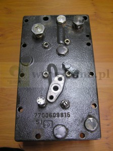 UŻYWANY ROZDZIELACZ HYDRAULIKI,ZAWÓR PODNOŚNIKA RENAULT